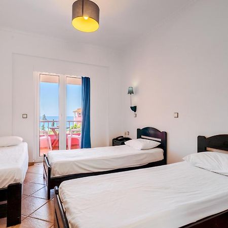 Pink Palace Beach Resort Агиос Гордиос Екстериор снимка