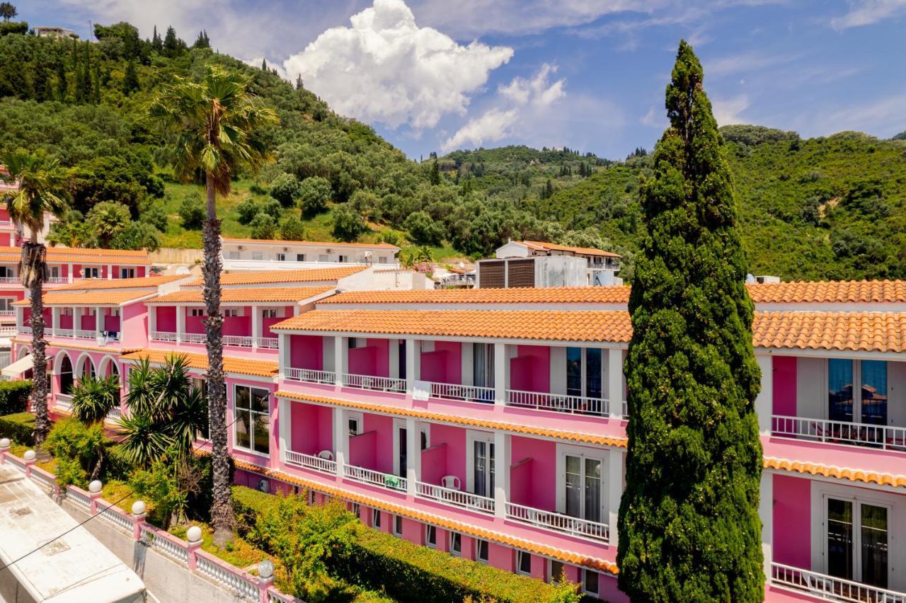 Pink Palace Beach Resort Агиос Гордиос Екстериор снимка